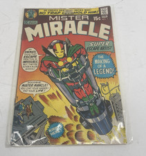Mister Miracle #1 DC Comics 1971 Jack Kirby 1st Solo Series Fourth World Key Iss picture