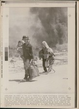1972 South Vietnamese An Loc Troops Evacuation Lai Khe Wirephoto Vintage 8x10 picture