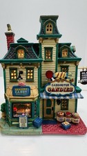 Lemax Caddington Village “Caddington Candies” 35562 Retired 2013 RARE  And NEW  picture