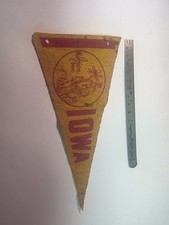 Vintage 1950 state of IOWA Mini Wool Felt Pennant Avg 7.5