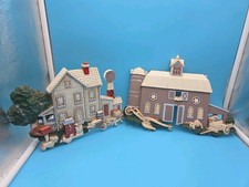 Vintage 1975 Homco Plastic Barn & Farm House Wall Hangings # A-7389, B-7389. picture