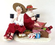 Dept 56 Possible Dreams Clothtique Santa & Mrs Claus Life Is A Picnic #6012189 picture