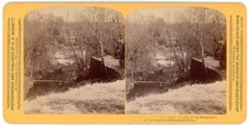 MINNESOTA STEREOVIEW - Over the Brink of Minnehaha Falls - HH Bennett 1880s picture