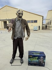 Spirit Halloween 2011 Flesh Eating Zombie 6ft Light-Up Eyes Animatronic Prop BOX picture