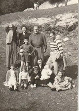 Found Vintage Photo Snapshot 1950s Italy Italian Wonderful Family in Park 476 picture