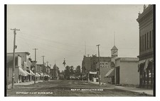 Aitkin Minnesota Main Street South Standard Postcard picture