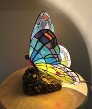 QUOIZEL TF6597F TIFFANY STYLE BUTTERFLY LAMP picture