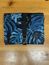 Revelry The Rolling Kit Smell Proof Blue Flower Design NWOT Smoke 420 Smoking picture