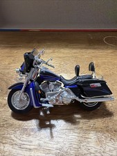 Harley-Davidson Electra Glide Classic (circa 2001) – Maisto Die-Cast 1:18 picture
