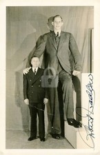 Robert Wadlow (Worlds Tallest Man) -- Signed Vintage Photo Postcard Copy picture