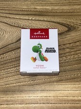2022 Hallmark Keepsake Miniature Christmas Ornament Mini Super Mario Mini Yoshi picture