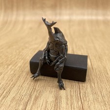 Vintage Brass Beetle Figurine Insect Statue Mini Desk Decor Sitting Edge Ornamen picture