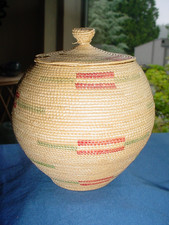 ULTRA FINE OLD HOOPER BAY ALASKA ESKIMO BUTTON TOP INDIAN BASKET 12 COILS INCH picture