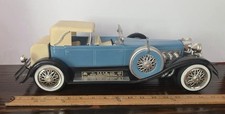 Vintage Jim Beam 1934 Duesenberg Automobile Model J Blue Decanter Bottle EMPTY picture