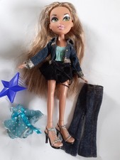 Bratz Fianna doll from Passion 4 Fashion 2007 originally  sold as a twin pack picture