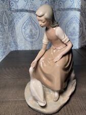 Vintage Nao Lladro Girl Feeding Geese. picture