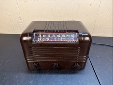 Brown Bakelite 1946 RCA Victor Model 56X10 Vacuum Tube AM Shortwave Radio, RUNS picture