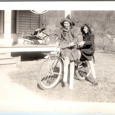c1940s Cute Girls Double Riding Vintage Bicycle 5
