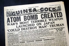 Historic ATOMIC BOMB Drops on HIROSHIMA Japan 1945 World War II WWII Newspaper picture