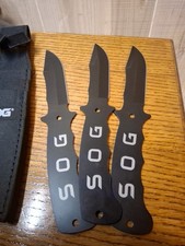Set Of Three Black SOG Knives With Sheath,  Very Good Condition picture