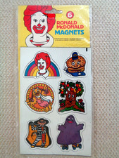 McDonald's Ronald's 1982 Magnets picture