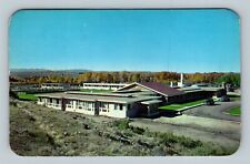 Saratoga WY, The Saratoga Inn, Wyoming c1954 Vintage Postcard picture