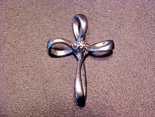 14K White Gold Floating Cross w/Beautiful Diamond Solitaire in Center 1.2 Grams picture