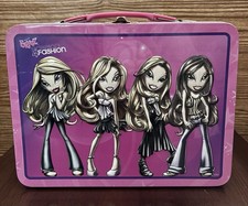 Bratz Passion 4 Fashion Tin Box Lunchbox Carrying Case picture