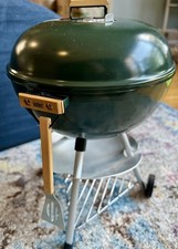 Weber American Girl Doll Grill, Includes Tool, Complete picture