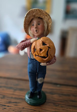 Byers' Choice Ltd Carolers 2005 Halloween Harvest Boy with Carved Pumpkin picture