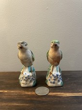 Vintage Ceramic Mid Century Japan Swallow Birds Salt And Pepper Shakers picture