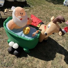 Rare Gemmy CHRISTMAS Animated Scrubbing Bath Hot Tub SANTA REINDEER  inflatable picture