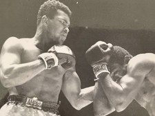 Classic American Boxer Muhammad Ali Historic Vintage Picture Photo 4x6 picture